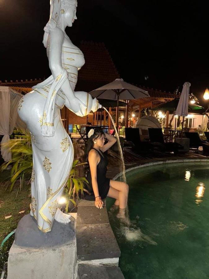 Starlake Villa & Glamping Kubupenlokan Luaran gambar